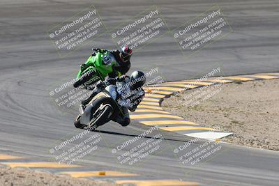 media/Oct-19-2024-CVMA (Sat) [[7df39c5a0d]]/Race 4-Formula Middleweight/